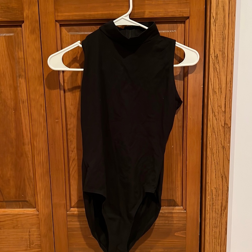Turtleneck sleeveless dance leotard (adult)